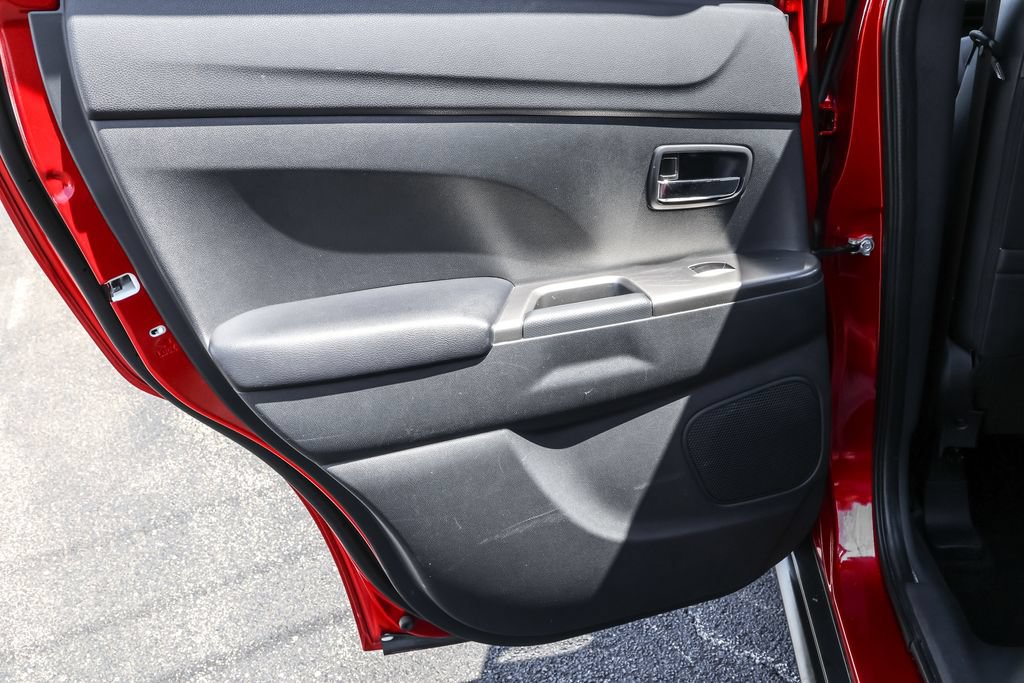 Used 2024 Mitsubishi Outlander Sport SE AWD/4WD image 26