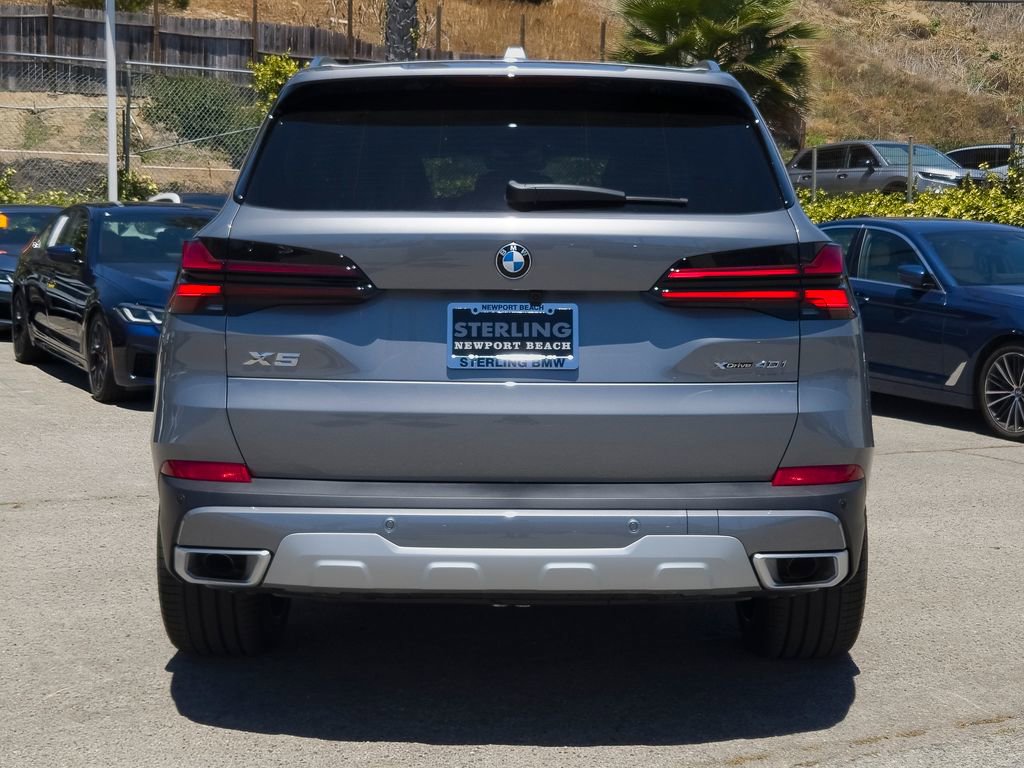 New 2026 BMW X5 xDrive40i w/ Parking Assistance Package AWD/4WD image 18