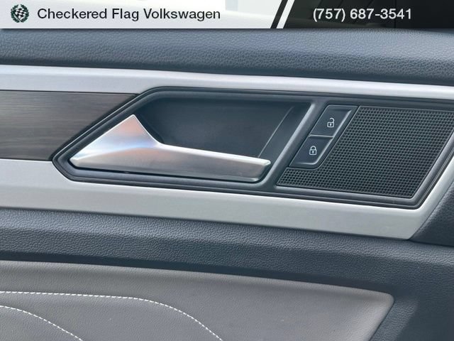 Used 2023 Volkswagen Atlas SE FWD image 14
