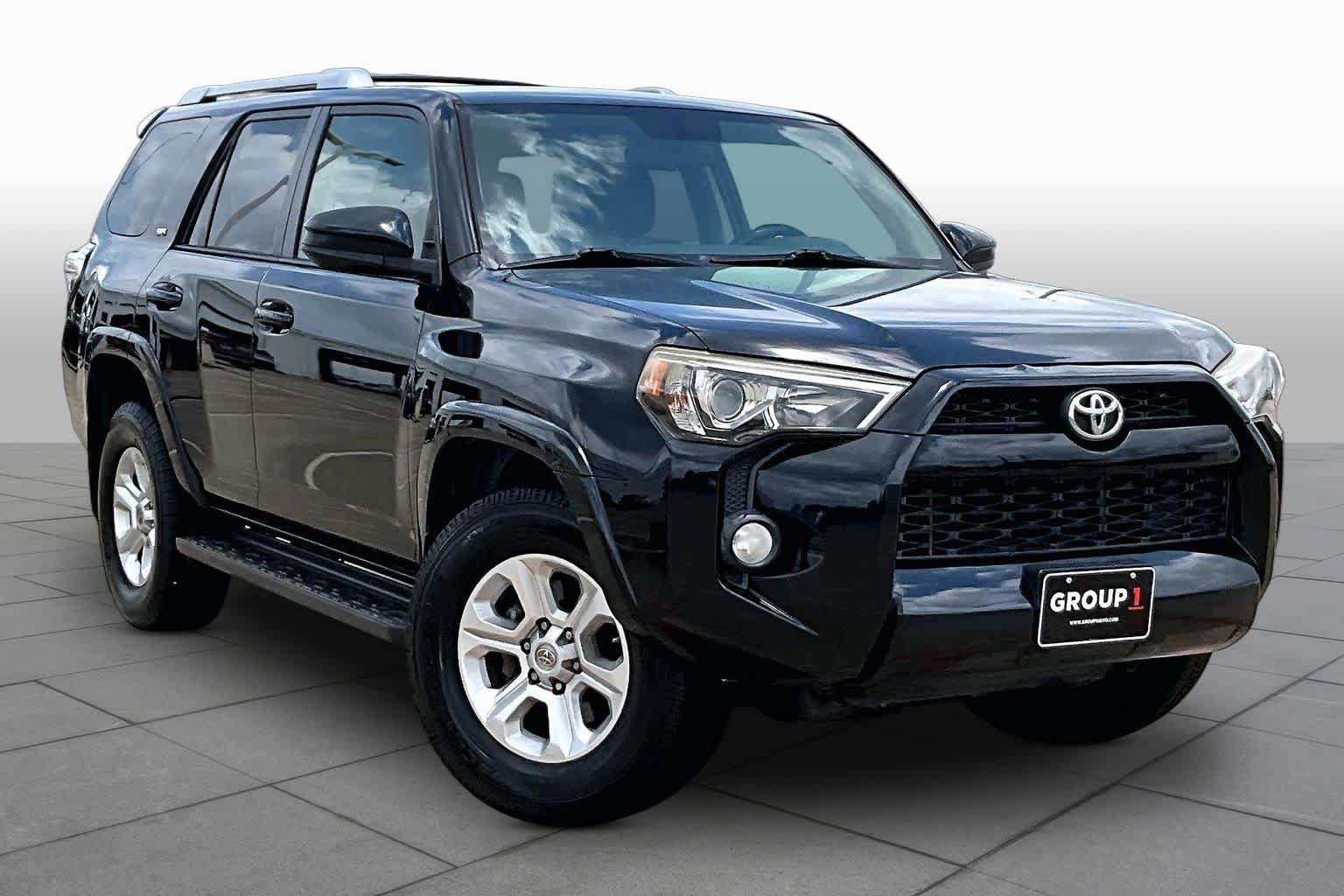Used 2015 Toyota 4Runner SR5 RWD image 3