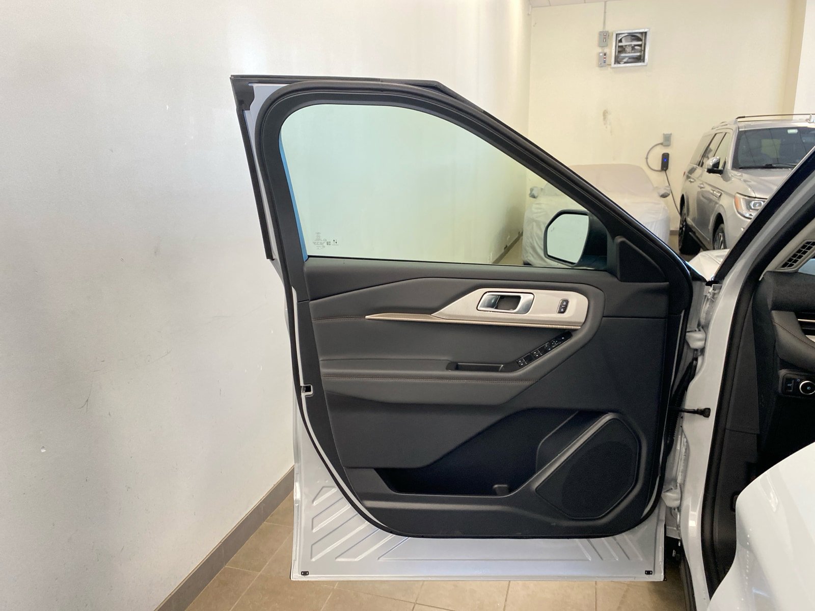 New 2026 Ford Explorer Active AWD/4WD image 45