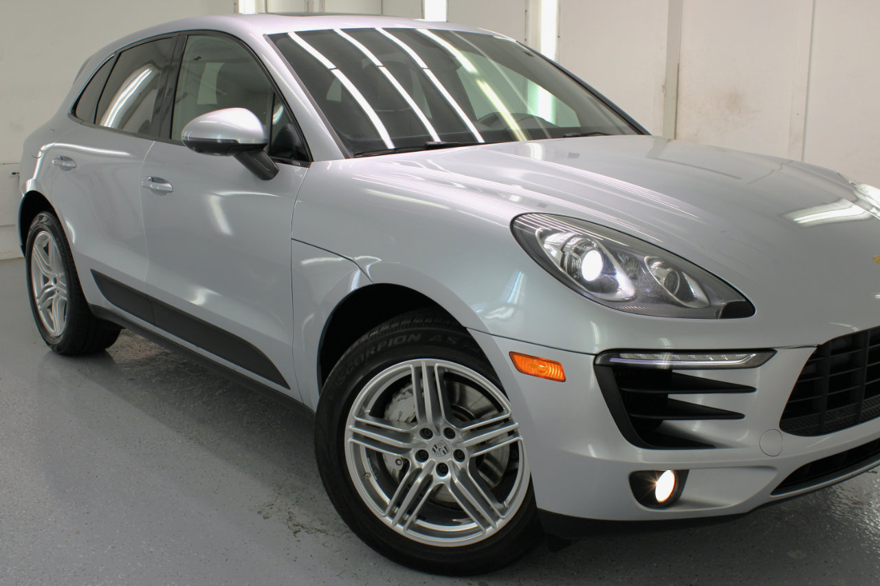 Used 2017 Porsche Macan S image 14