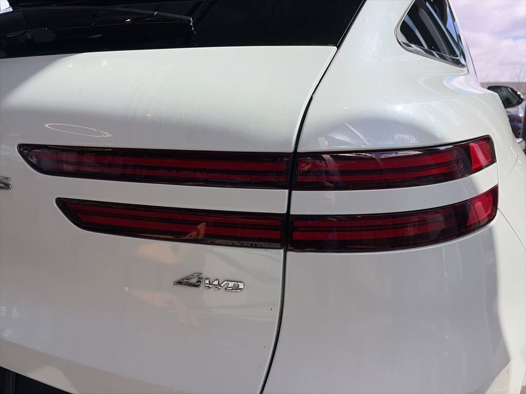 New 2026 Genesis GV70 2.5T Select image 12
