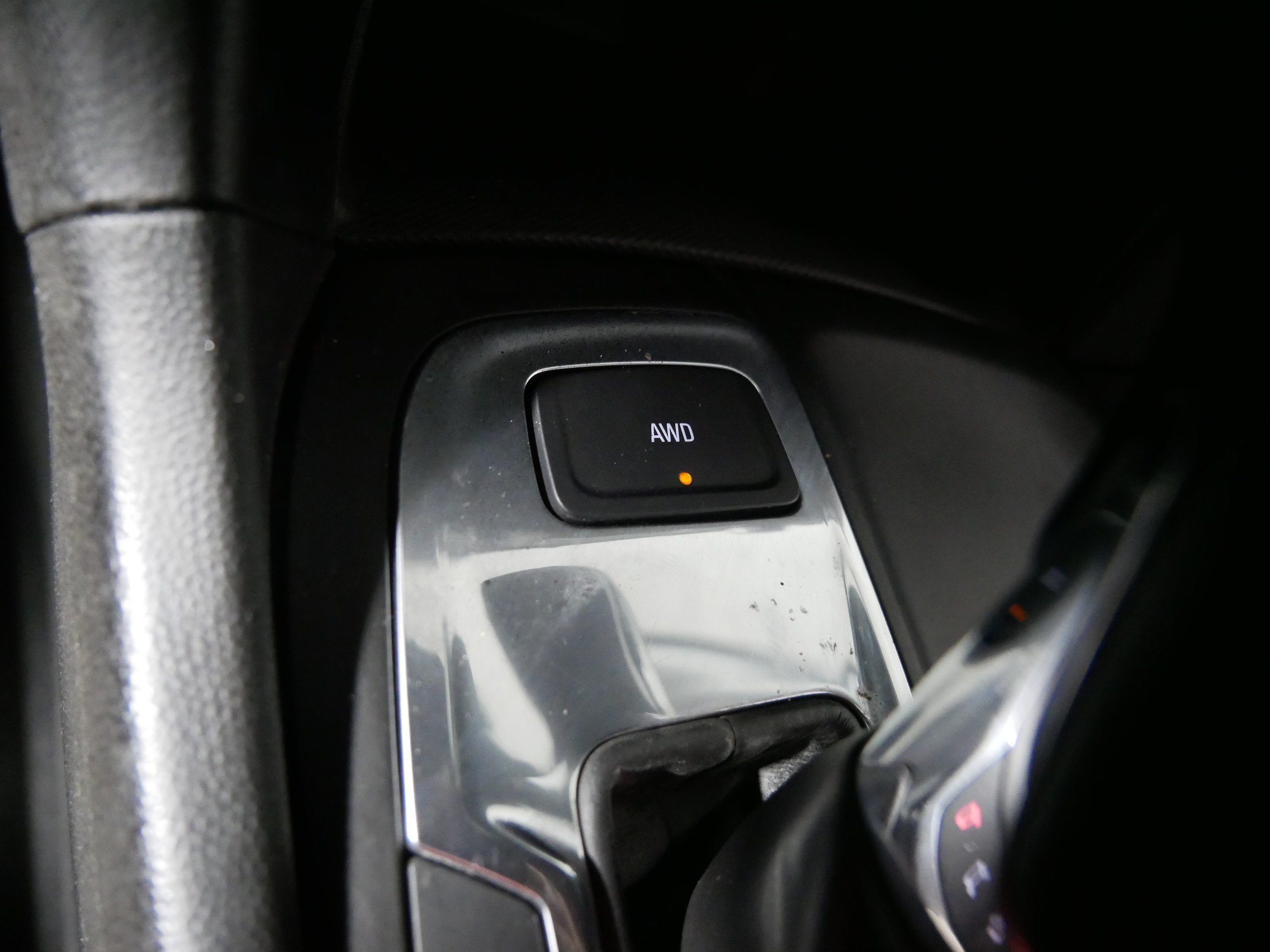 Used 2019 Chevrolet Equinox LT AWD/4WD image 29