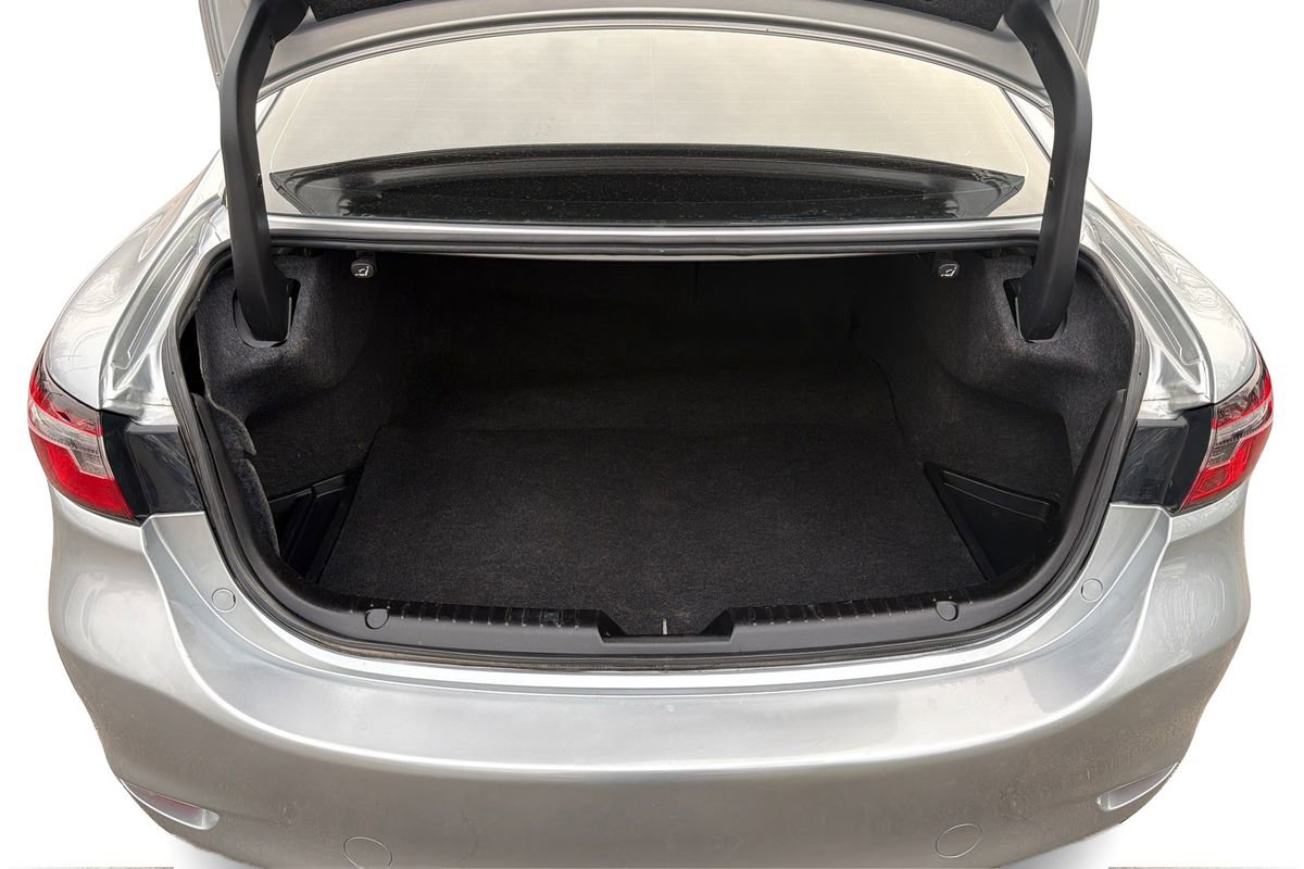 Used 2018 MAZDA MAZDA6 Touring image 12