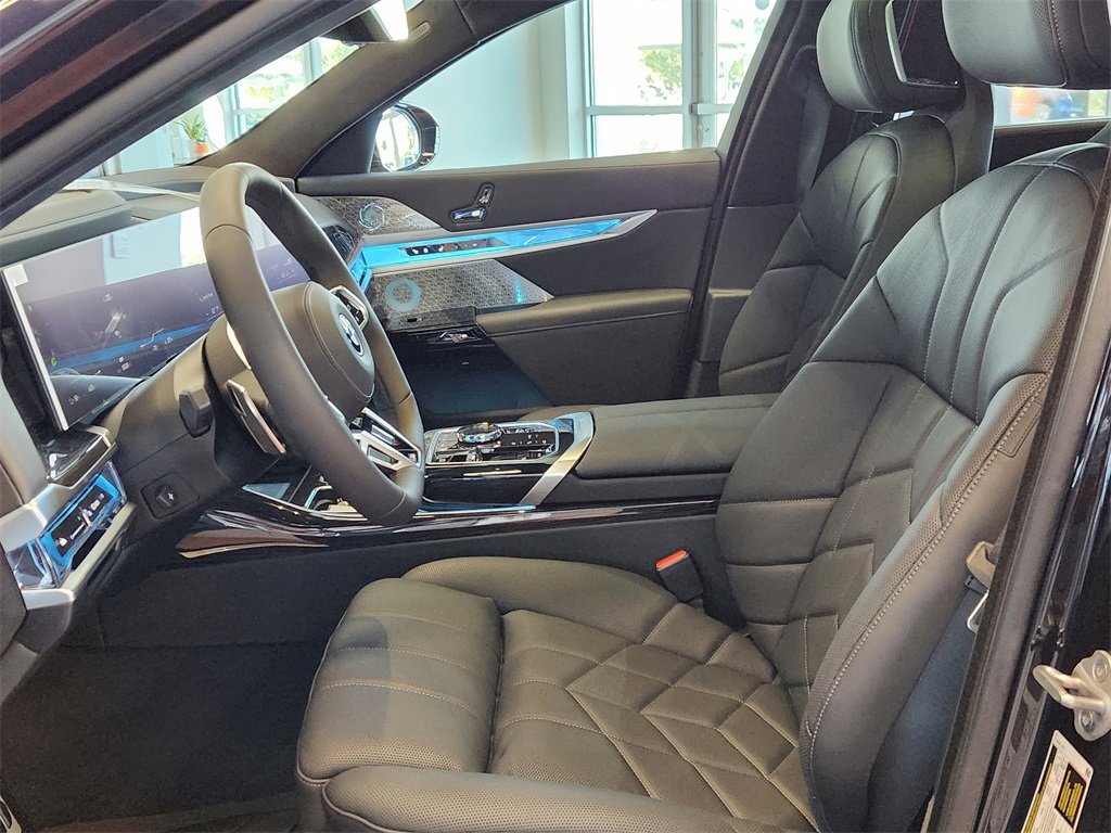 New 2026 BMW i7 xDrive60 w/ Executive Package image 10