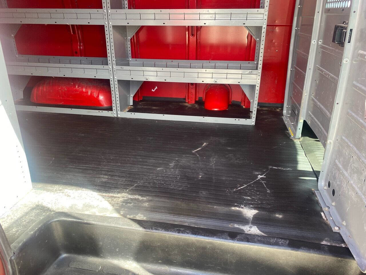 Used 2014 GMC Savana 3500 image 14