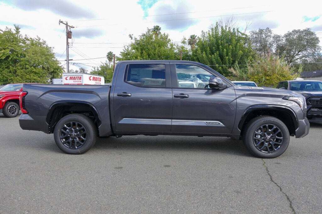 New 2026 Toyota Tundra Platinum AWD/4WD image 2
