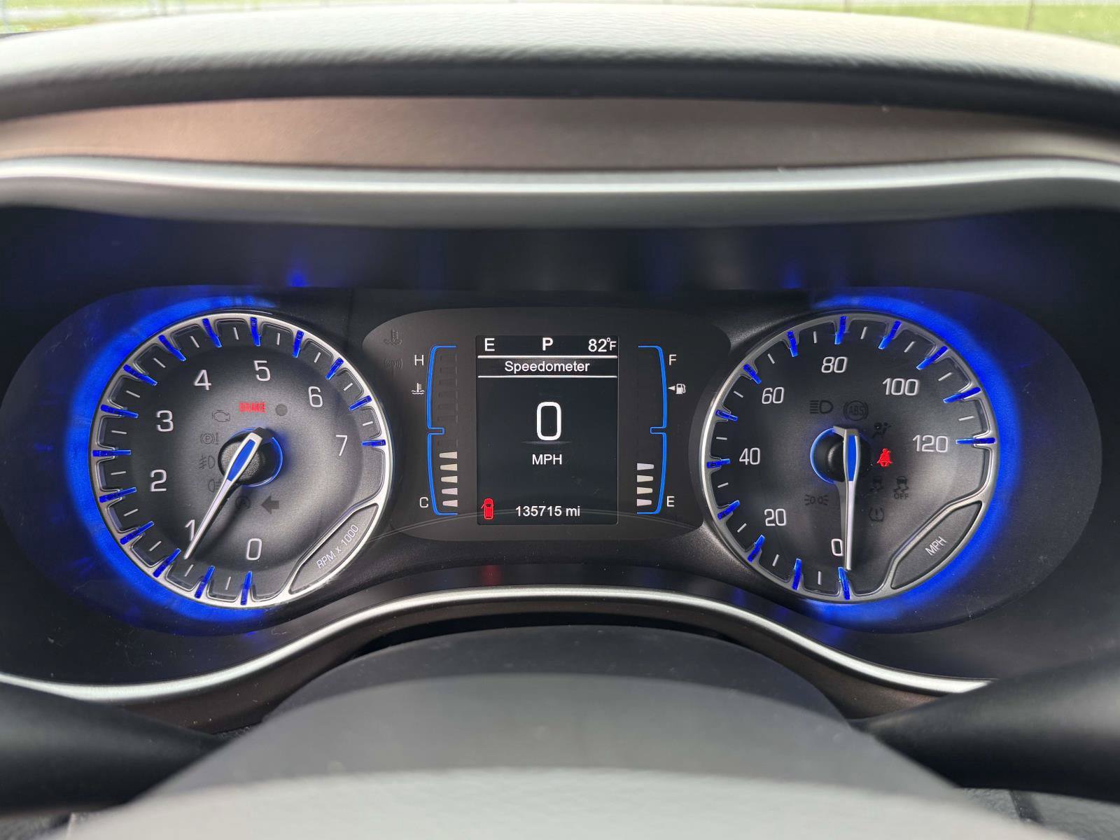 Used 2017 Chrysler Pacifica LX FWD image 15