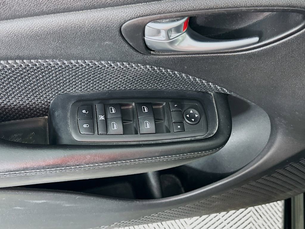 Used 2016 Dodge Dart SXT image 22