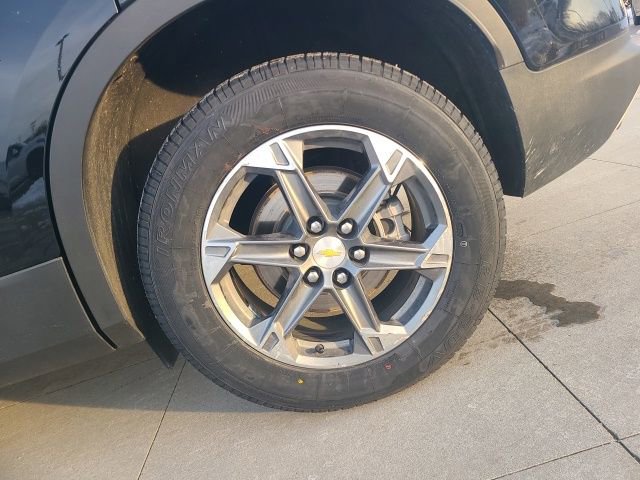 Used 2025 Chevrolet Blazer LT image 11