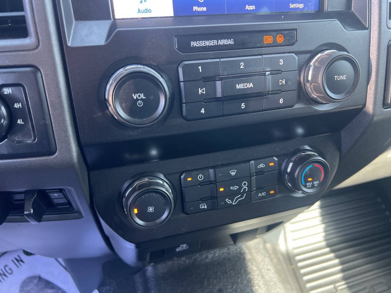 Used 2022 Ford F250 XL w/ STX Appearance Package AWD/4WD image 19