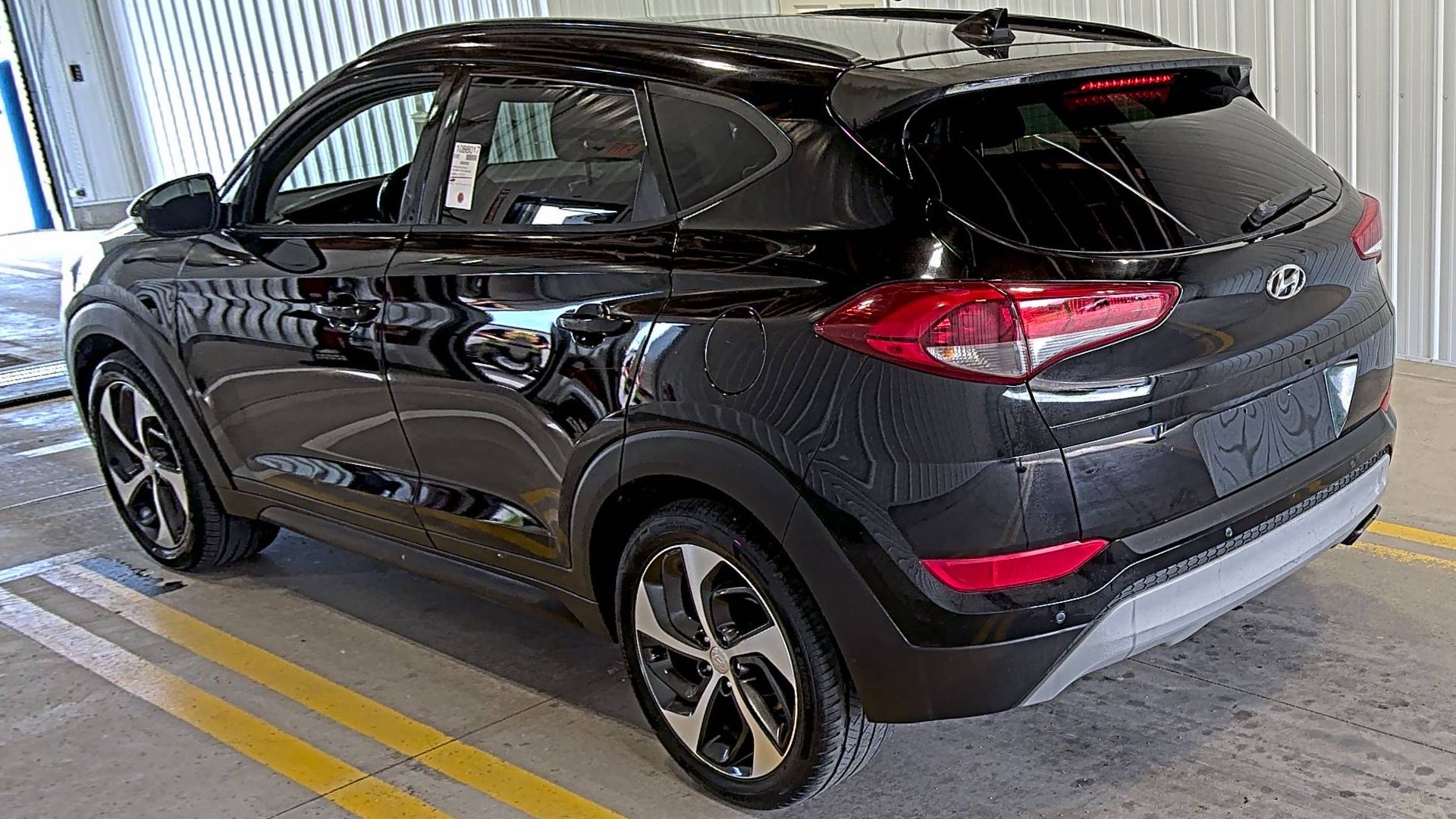 Used 2018 Hyundai Tucson Value w/ Cargo Package FWD image 6