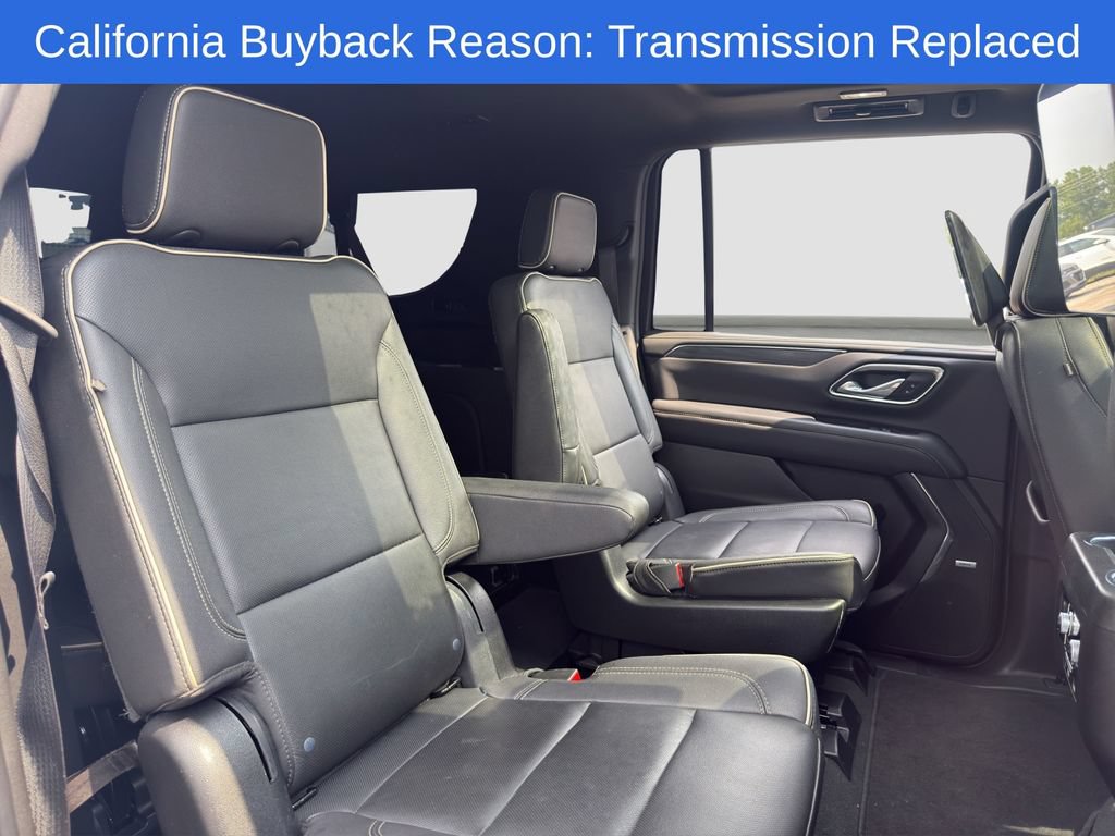Used 2023 GMC Yukon XL SLT w/ SLT Premium Package AWD/4WD image 17