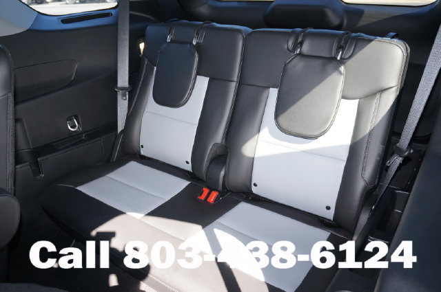 Used 2023 Ford Explorer XLT w/ Equipment Group 202A RWD image 18