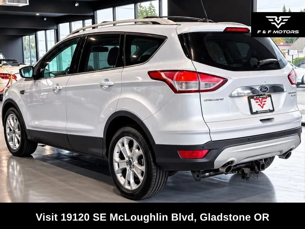 Used 2013 Ford Escape Titanium AWD/4WD image 4