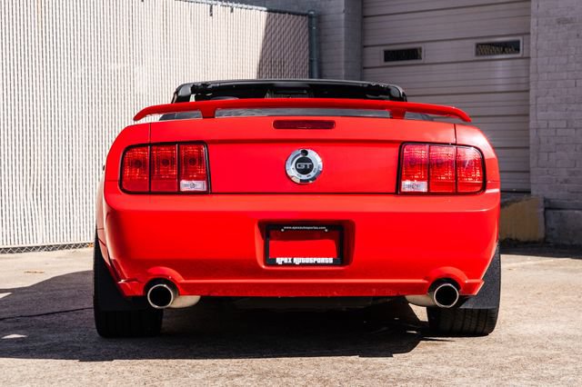 Used 2006 Ford Mustang GT Premium RWD image 17
