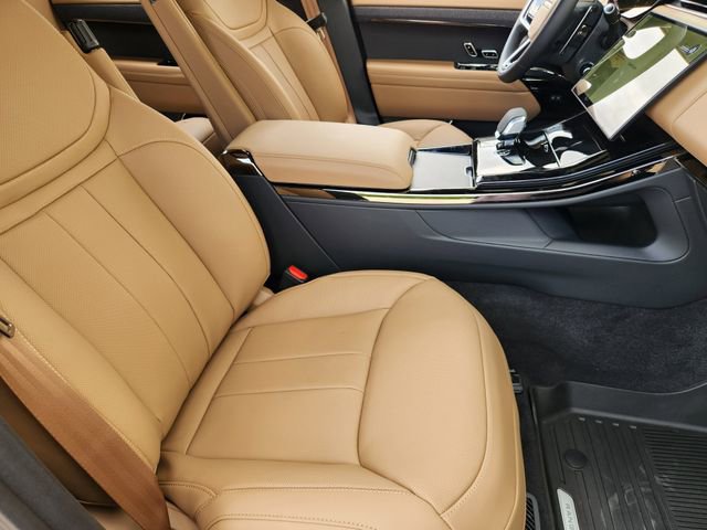 New 2026 Land Rover Range Rover Sport SE AWD/4WD image 10
