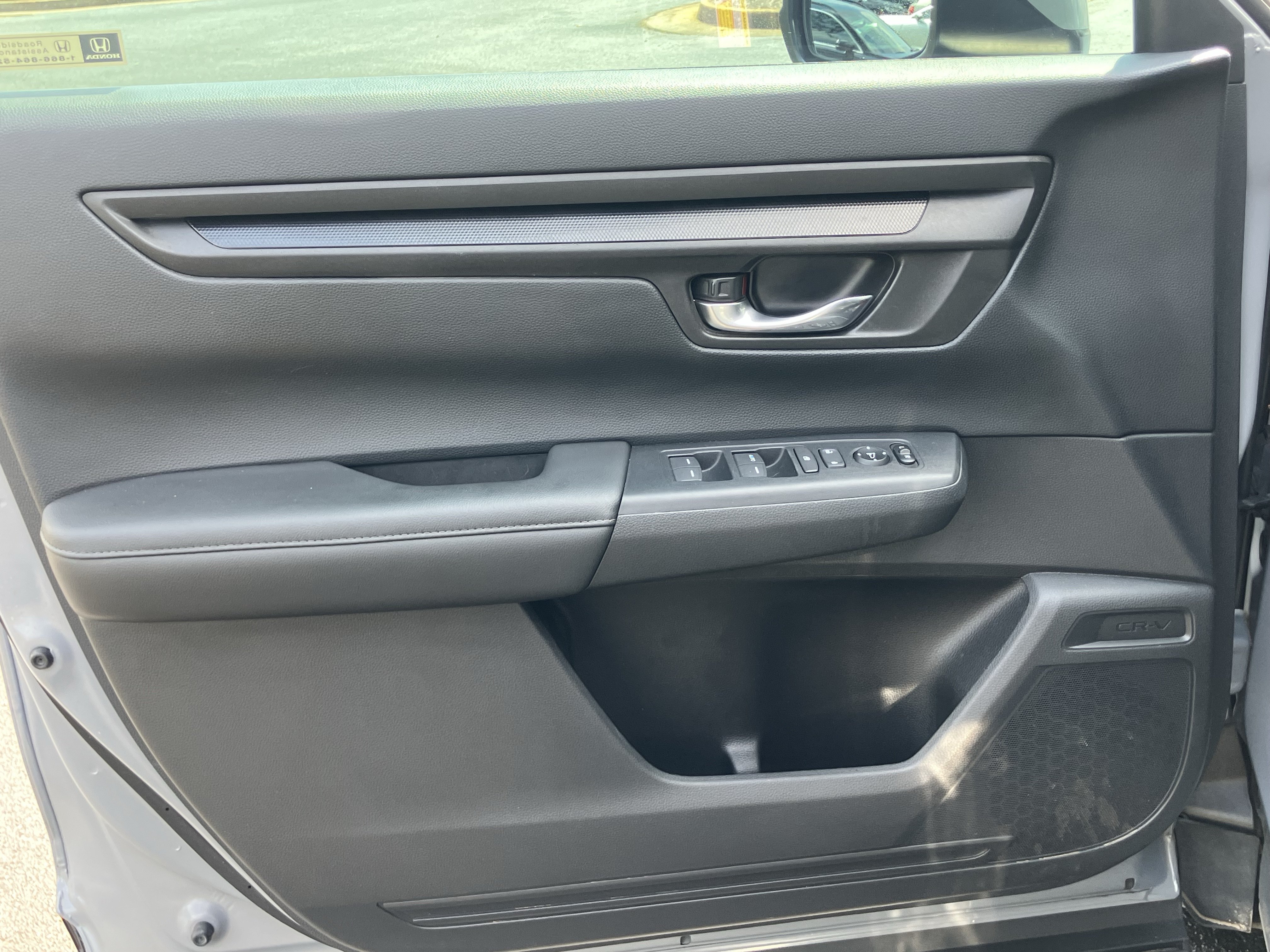 Used 2024 Honda CR-V LX image 14
