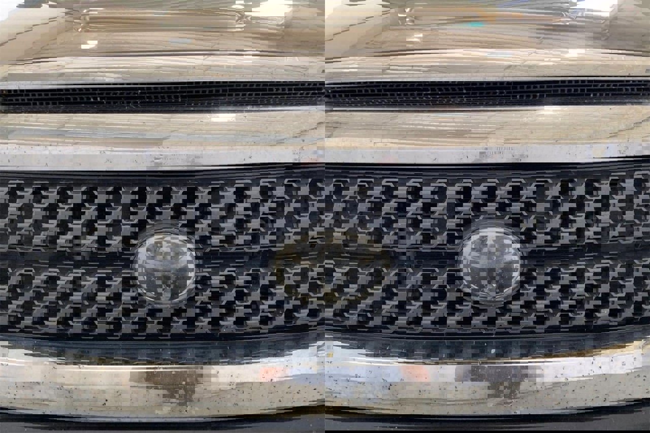 Used 2020 Toyota Tundra SR5 w/ SR5 Upgrade Package image 27