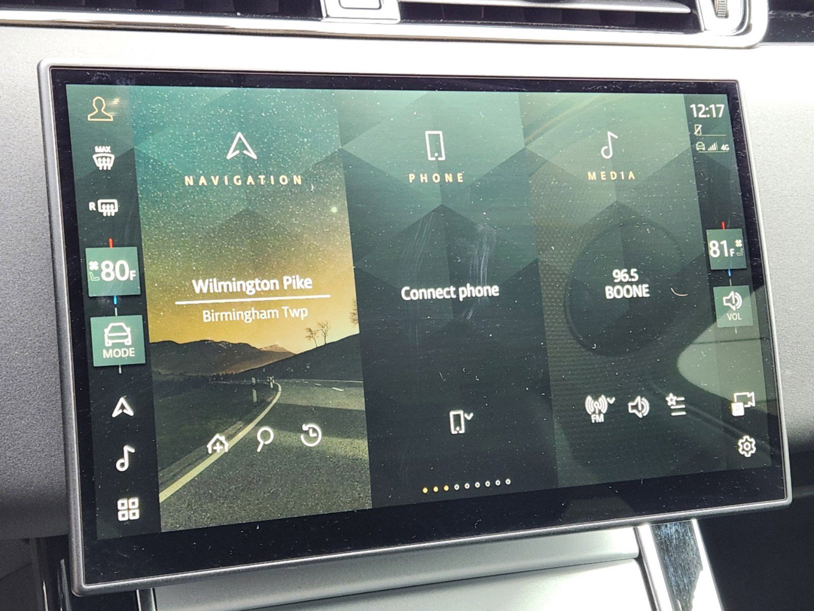 Certified 2024 Land Rover Range Rover Evoque S AWD/4WD image 20