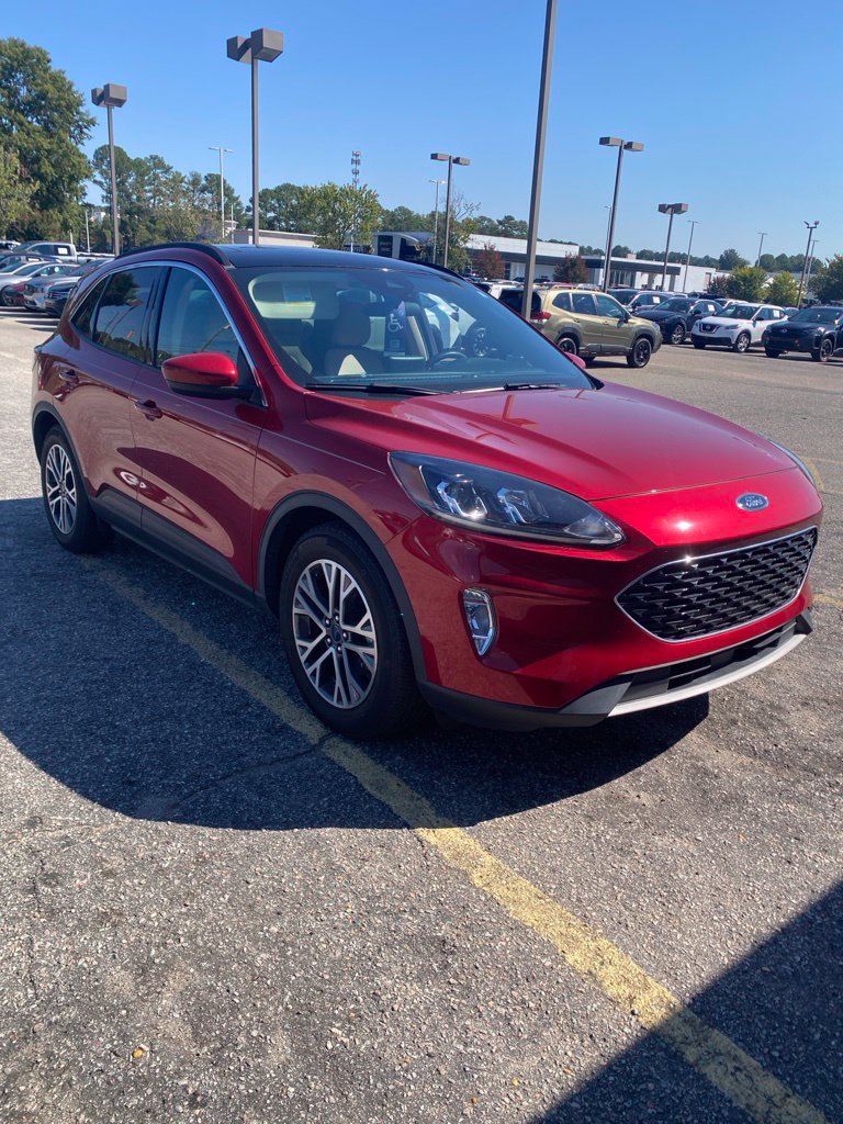 Used 2020 Ford Escape SEL FWD image 2