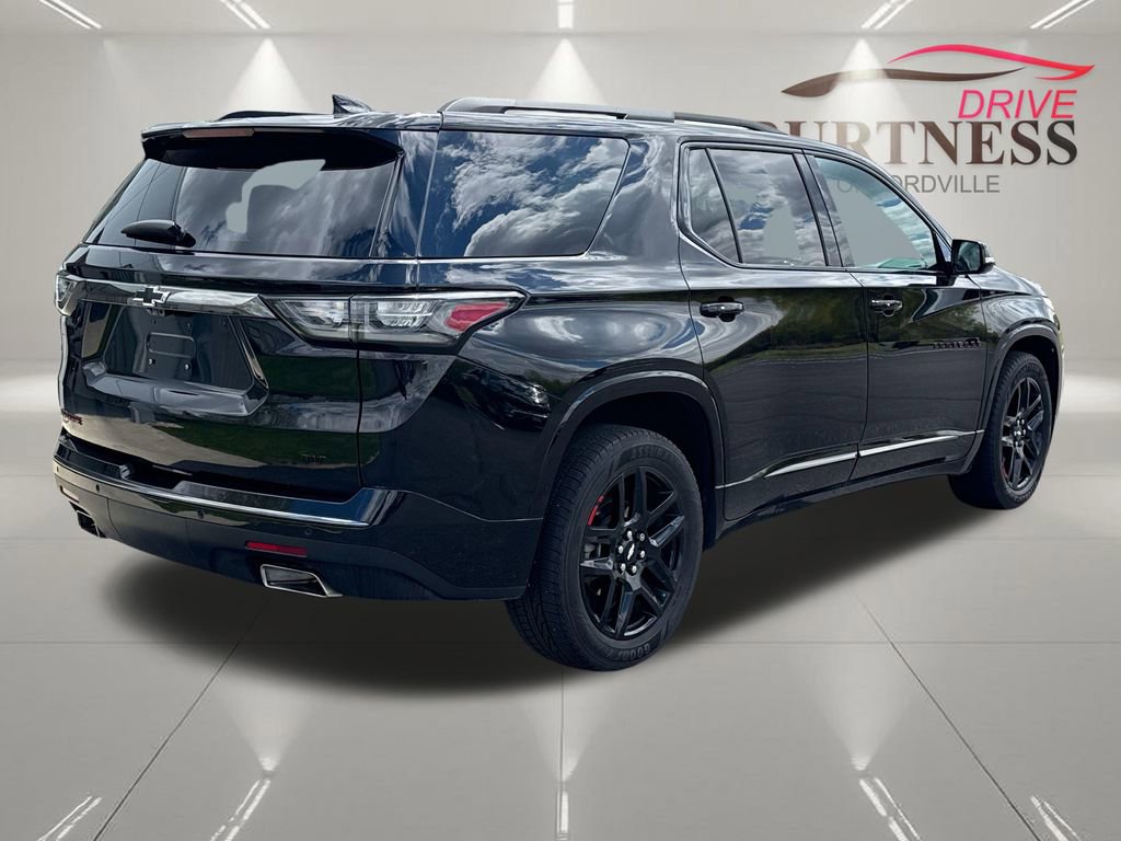Certified 2020 Chevrolet Traverse Premier w/ Redline Edition AWD/4WD image 8