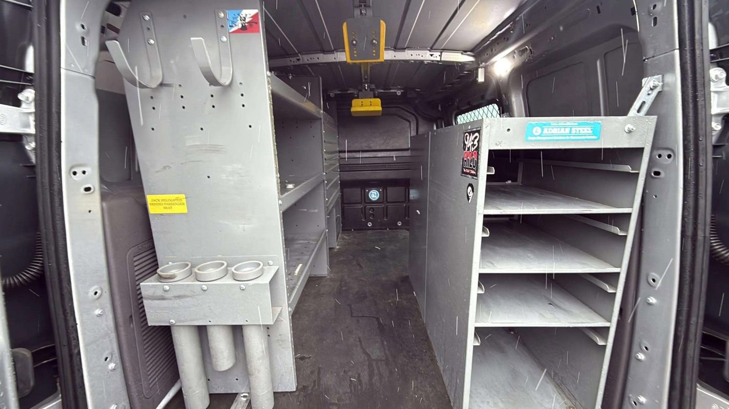 Used 2019 Ford Transit Connect XLT image 15