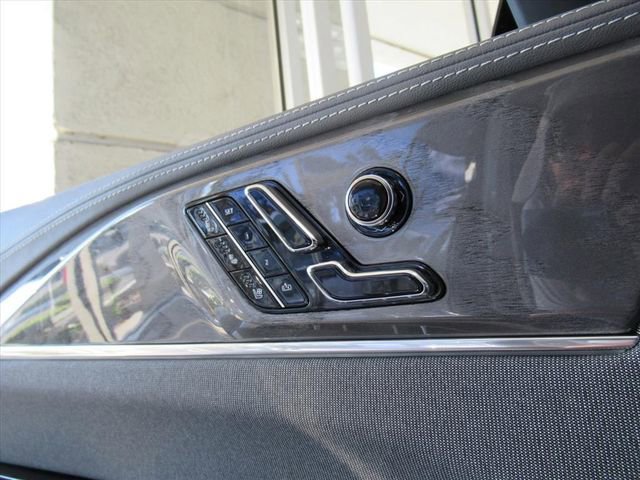 New 2026 Cadillac Escalade IQ Sport 1 w/ LPO, ONYX Package image 28