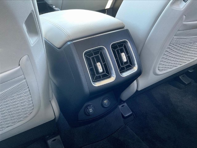 Used 2023 Kia Sorento S FWD image 12