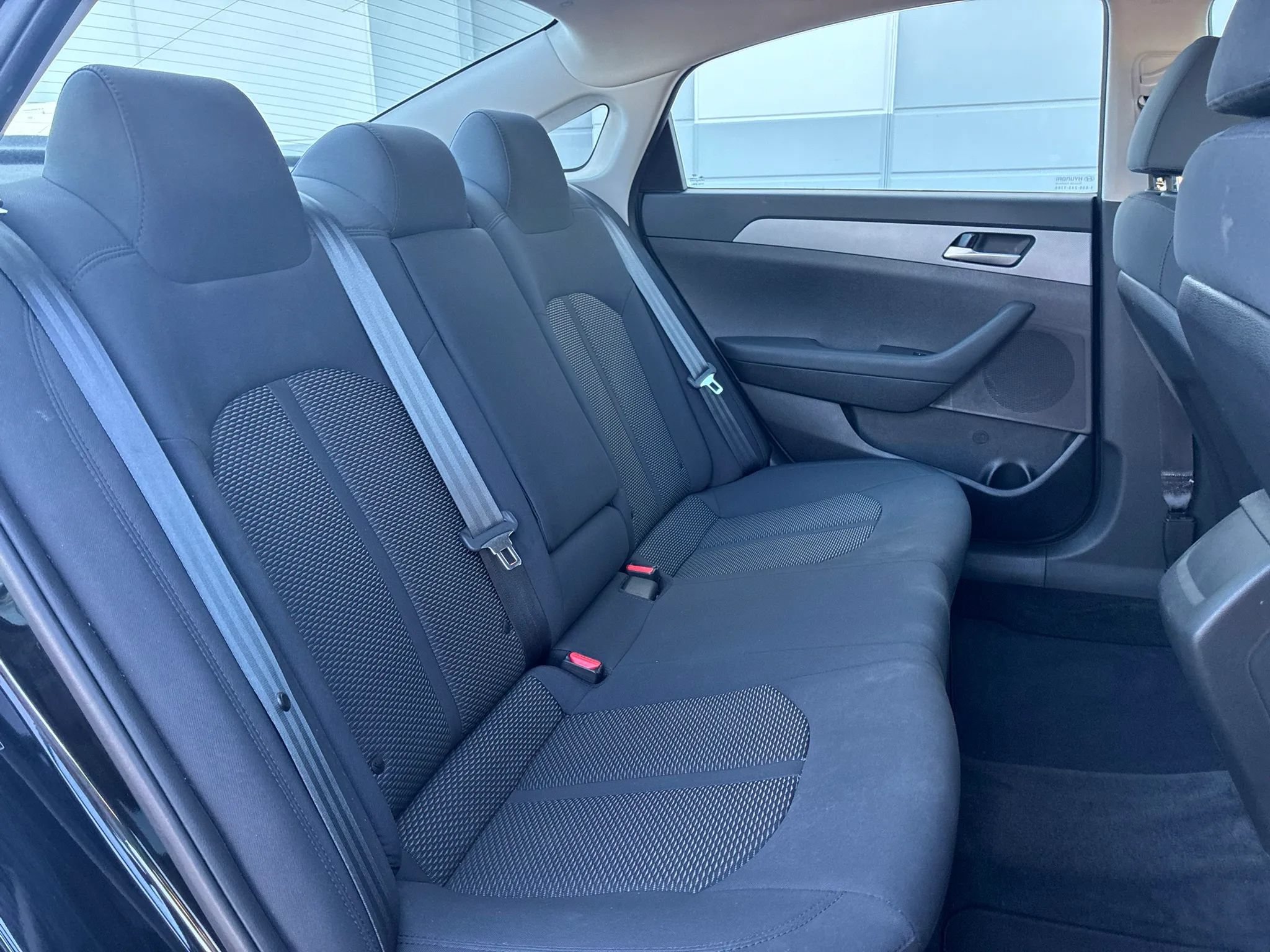 Used 2018 Hyundai Sonata SE FWD image 16