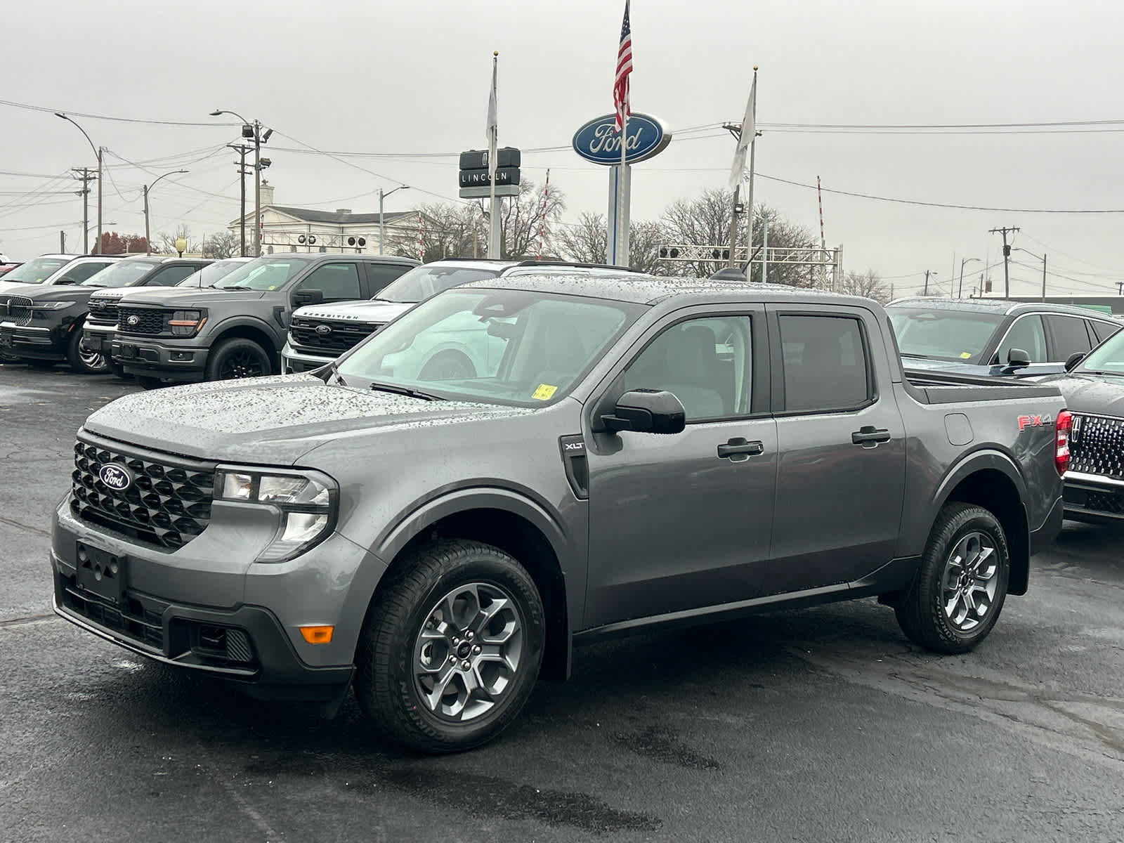 New 2025 Ford Maverick XLT w/ XLT Luxury Package image 2