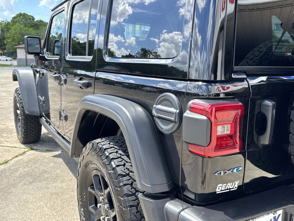 Used 2024 Jeep Wrangler Unlimited image 10