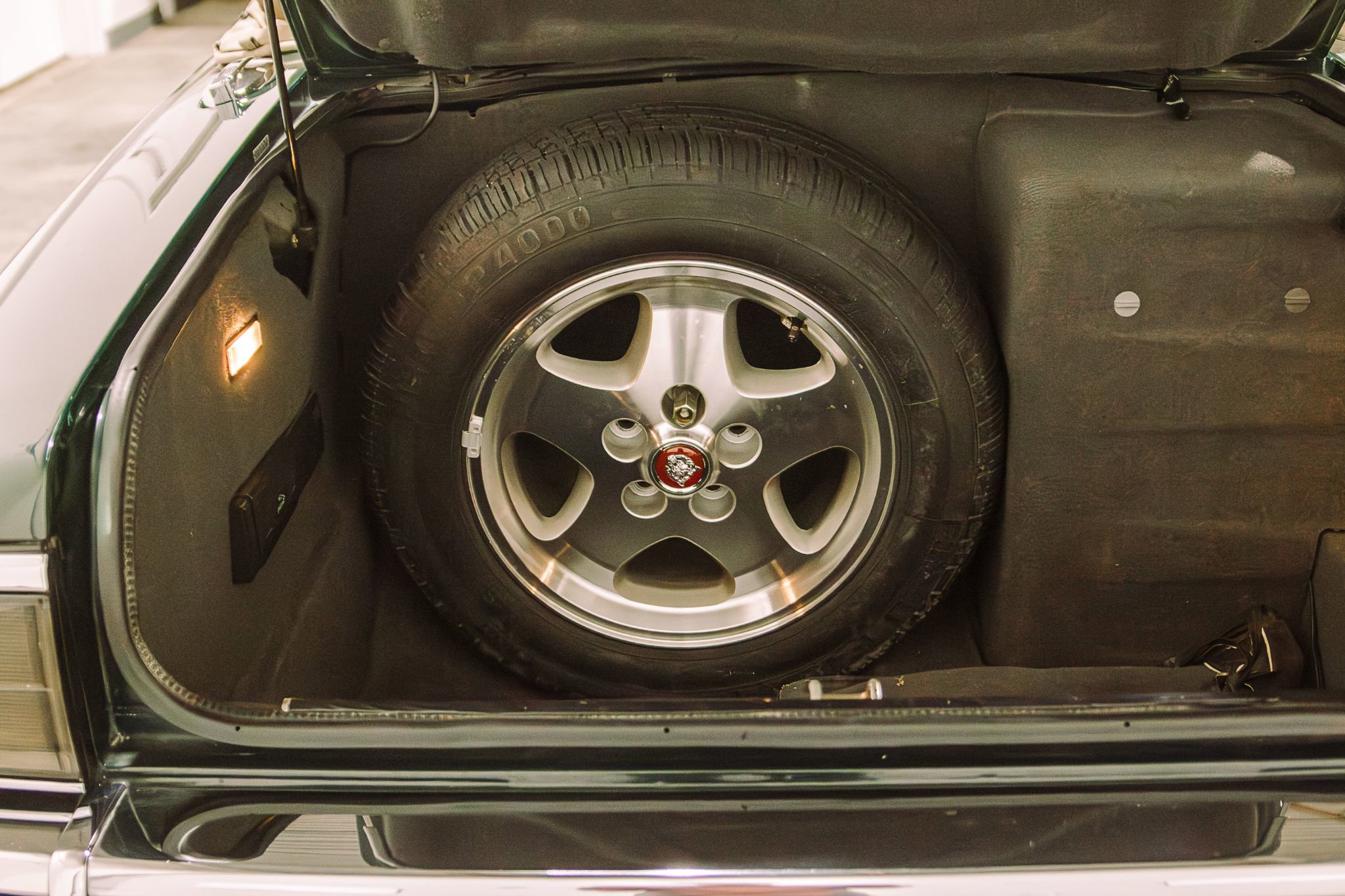 Used 1995 Jaguar XJS 4.0 Convertible image 62