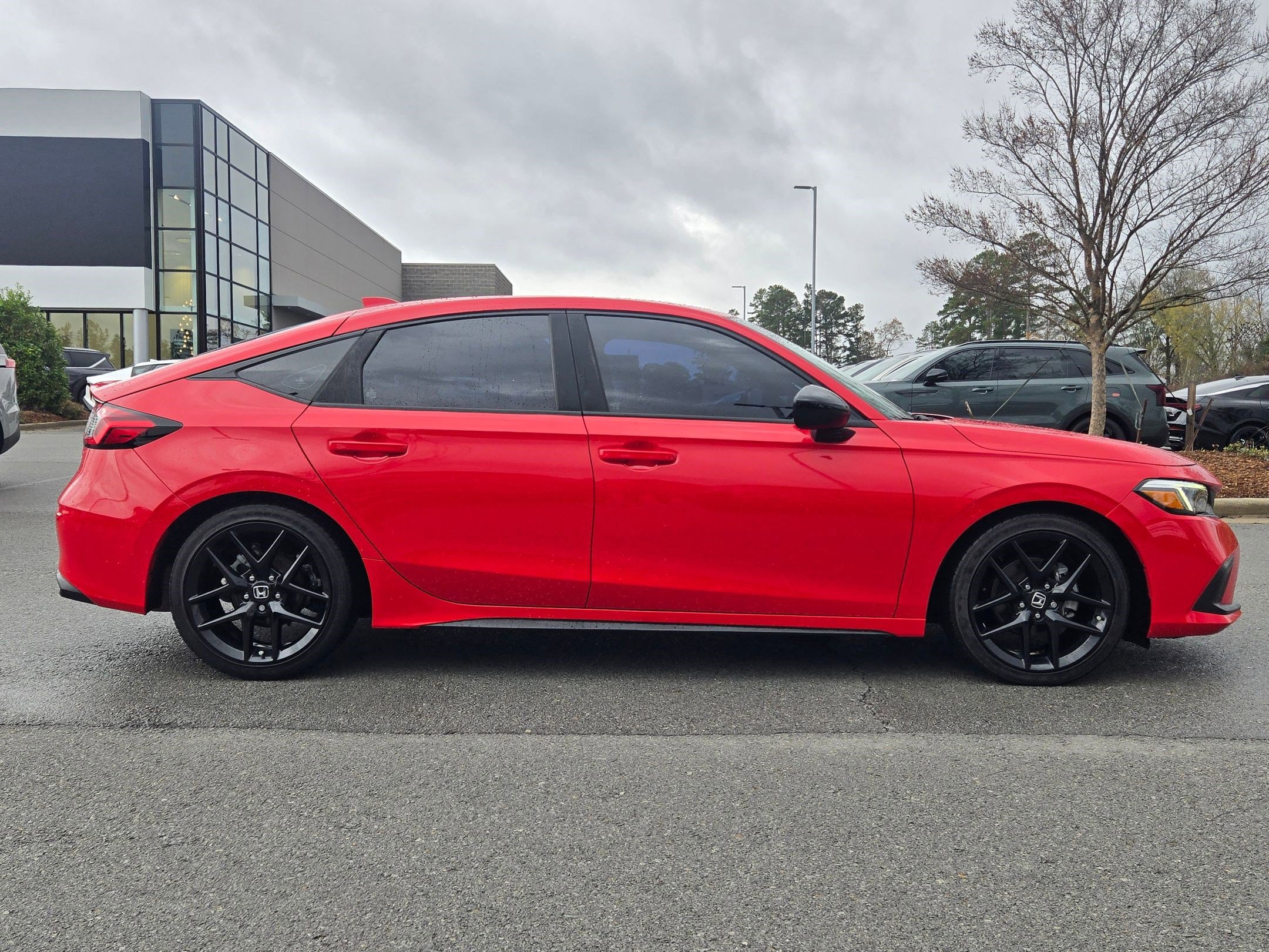 Used 2023 Honda Civic Sport image 8