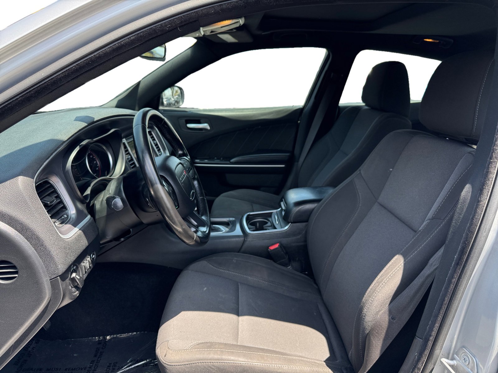 Used 2019 Dodge Charger SXT RWD image 8