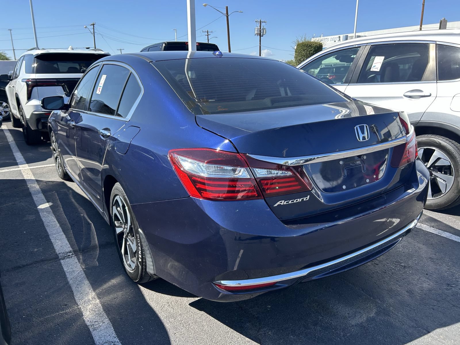 Used 2017 Honda Accord EX image 7