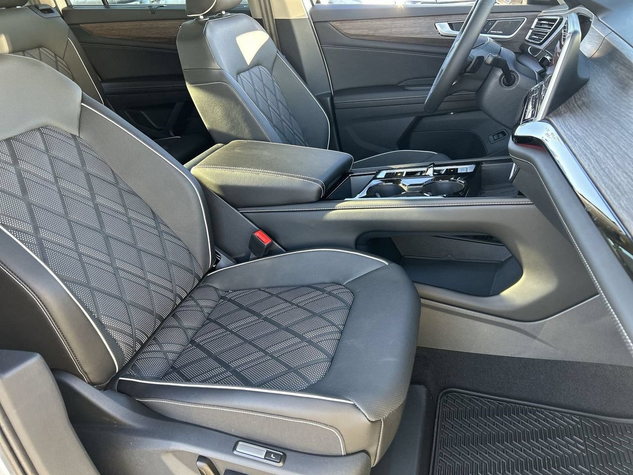 New 2026 Volkswagen Atlas SEL Premium R-Line AWD/4WD image 7