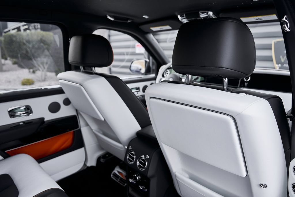 Used 2026 Rolls-Royce Cullinan AWD/4WD image 47