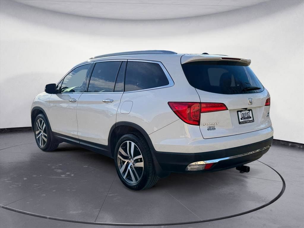 Used 2018 Honda Pilot Touring image 4