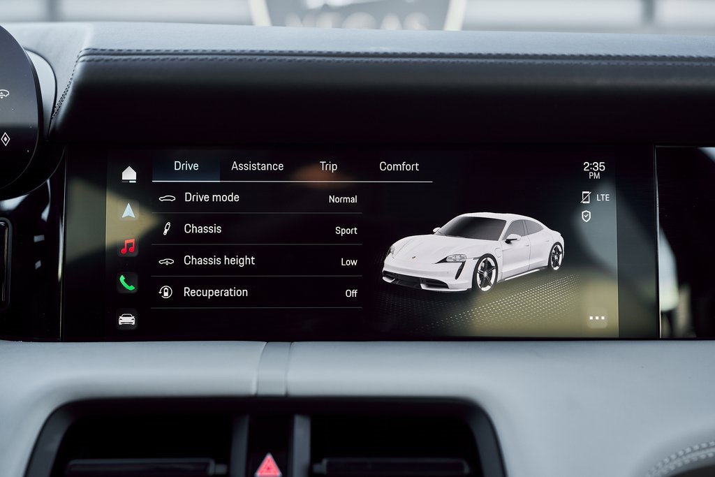 Used 2023 Porsche Taycan 4S w/ Premium Package image 66