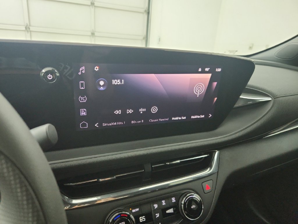 Used 2026 Buick Envista Preferred FWD image 26
