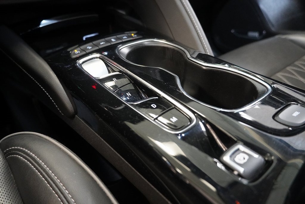 Used 2023 Buick Envision Avenir image 24