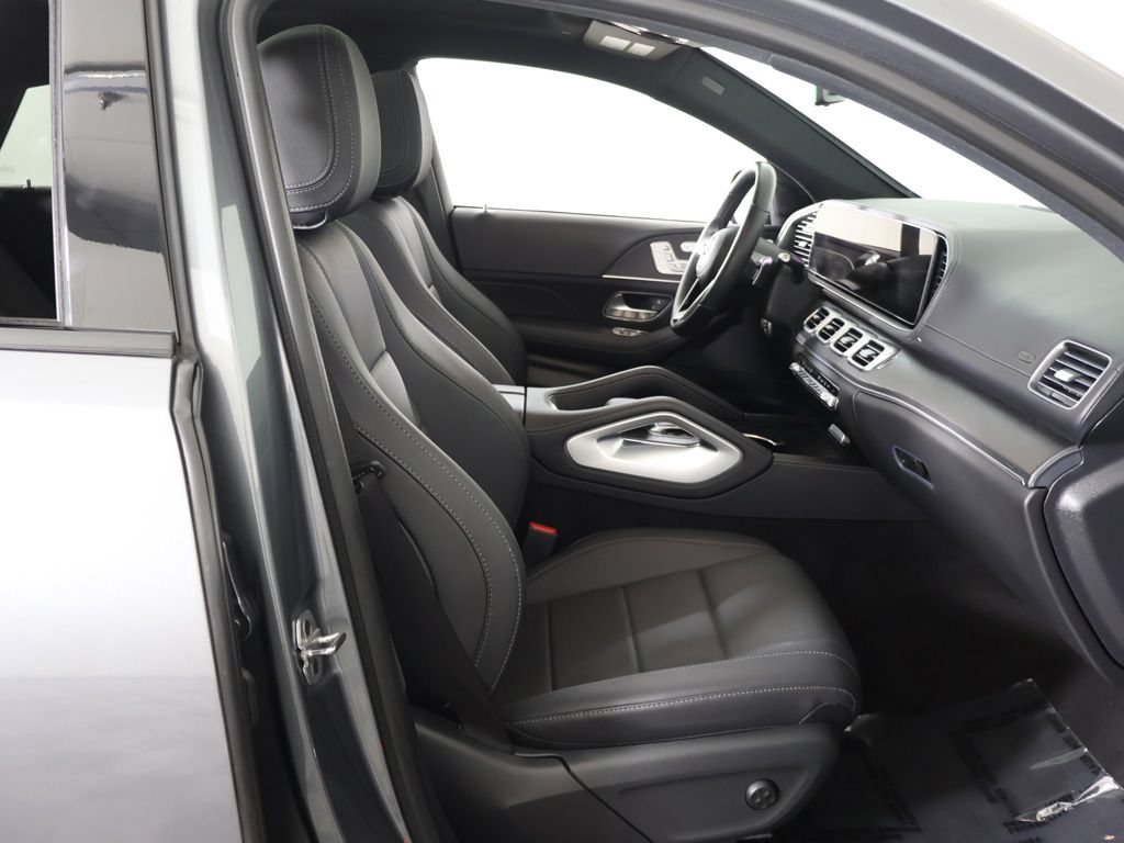 Used 2025 Mercedes-Benz GLE 450 4MATIC Coupe w/ Winter Package image 33