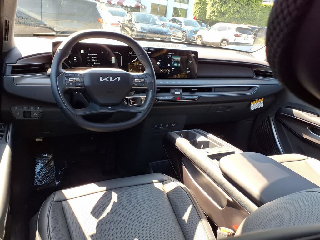 Used 2026 Kia EV9 Light RWD image 11