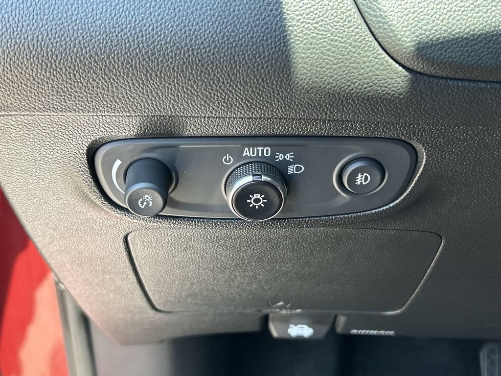 Used 2023 Buick Encore GX Select w/ Safety Package II FWD image 18
