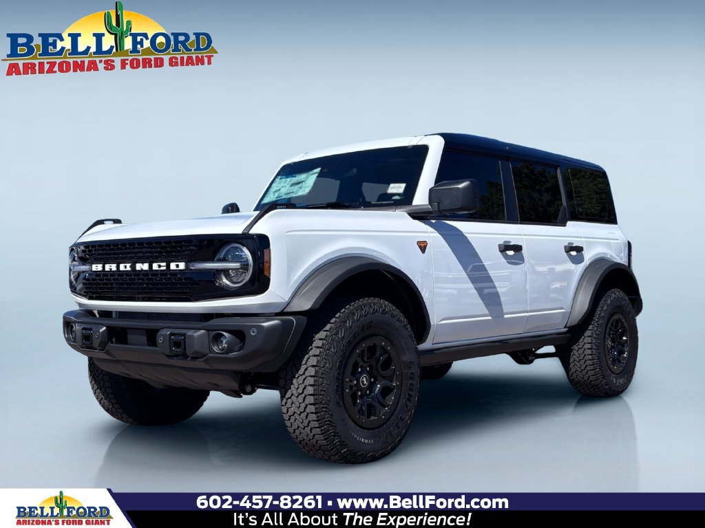 New 2026 Ford Bronco Badlands w/ Wildtrak Package