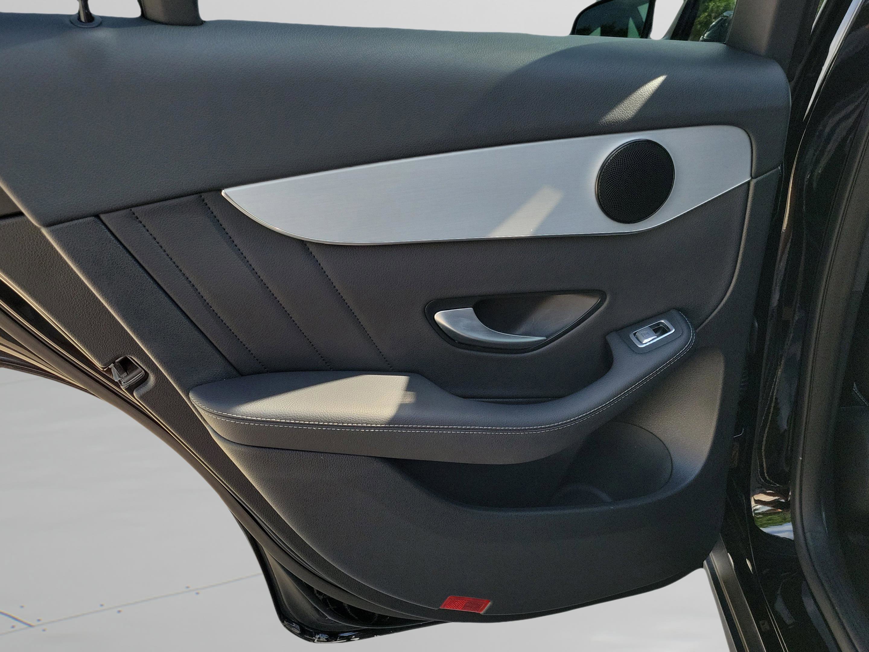 Certified 2022 Mercedes-Benz GLC 300 image 6