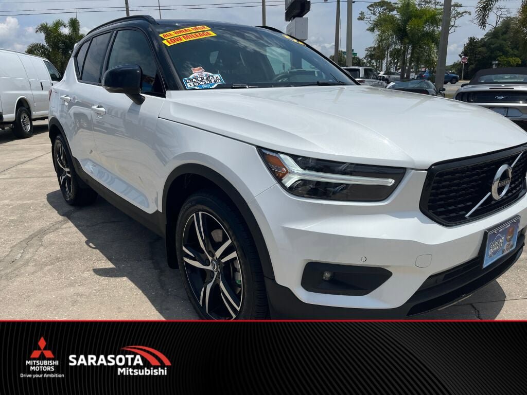 Used 2021 Volvo XC40 T5 R-Design w/ Climate Package