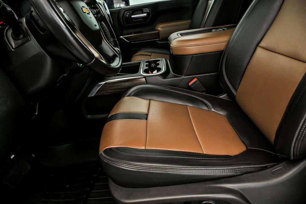 Used 2022 Chevrolet Silverado 2500 High Country w/ Technology Package AWD/4WD image 14